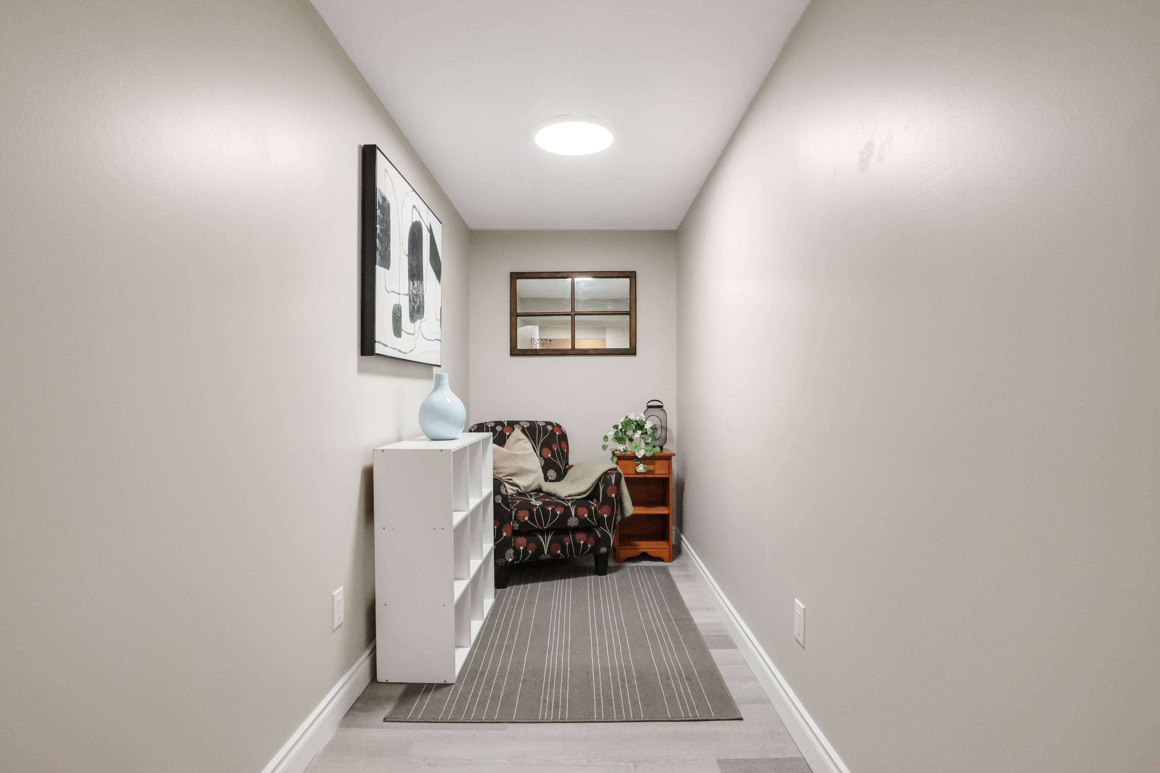 Kitchener, ON N2M 1E4,1506 Queen's BLVD #Lower