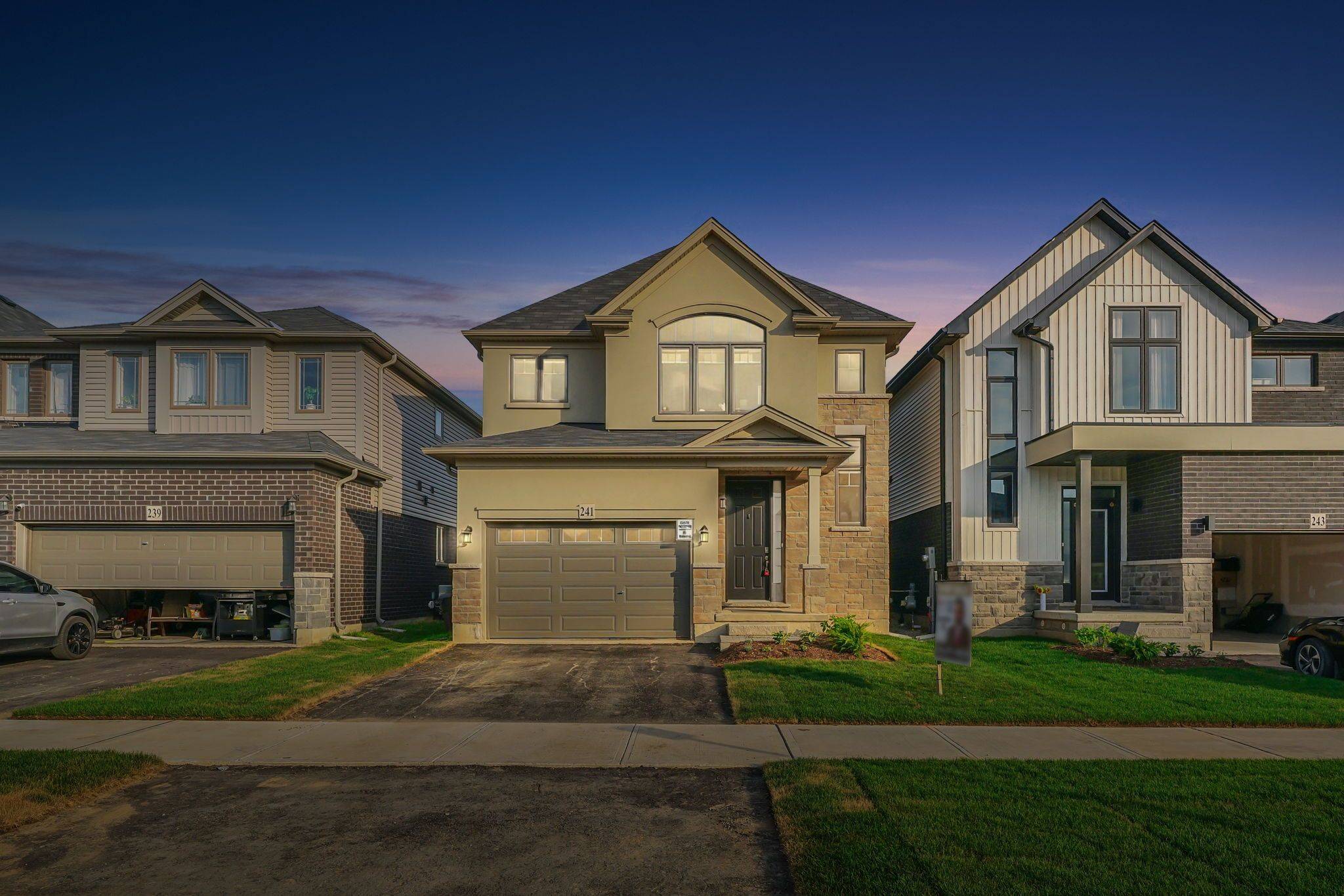 Brantford, ON N3T 5L5,241 Longboat RUN