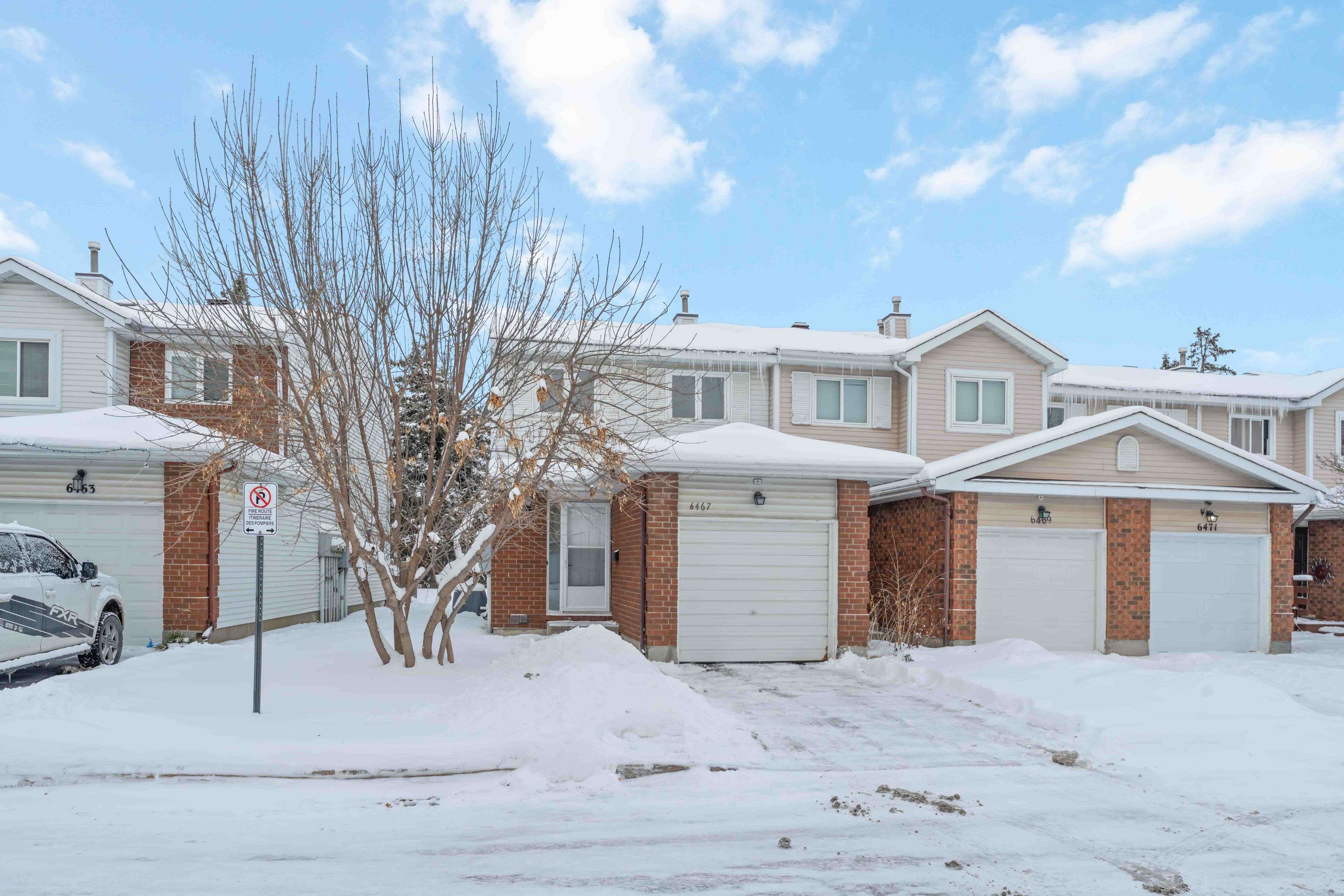 Orleans - Convent Glen And Area, ON K1C 4Y3,6467 Natalie WAY