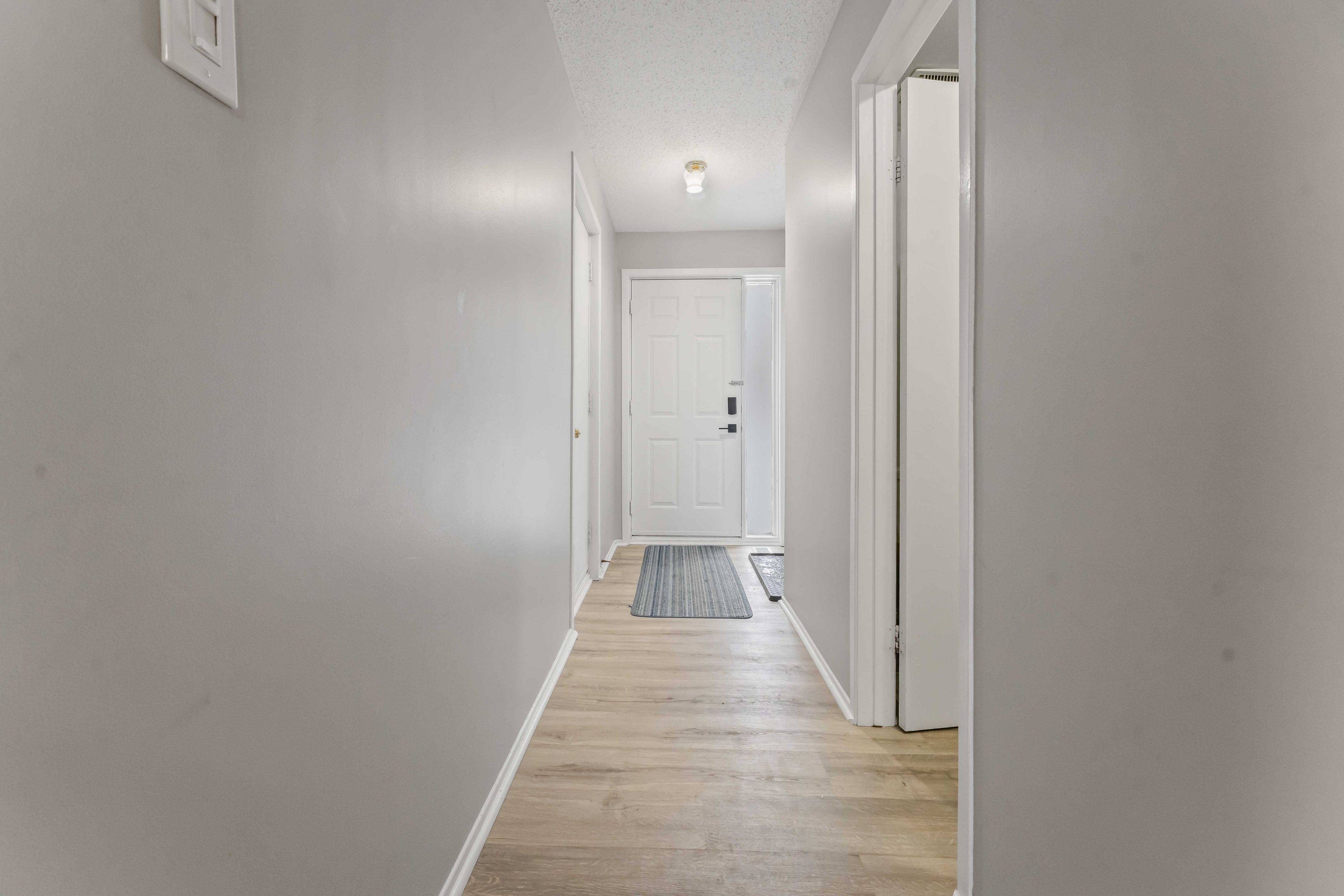 Orleans - Convent Glen And Area, ON K1C 4Y3,6467 Natalie WAY