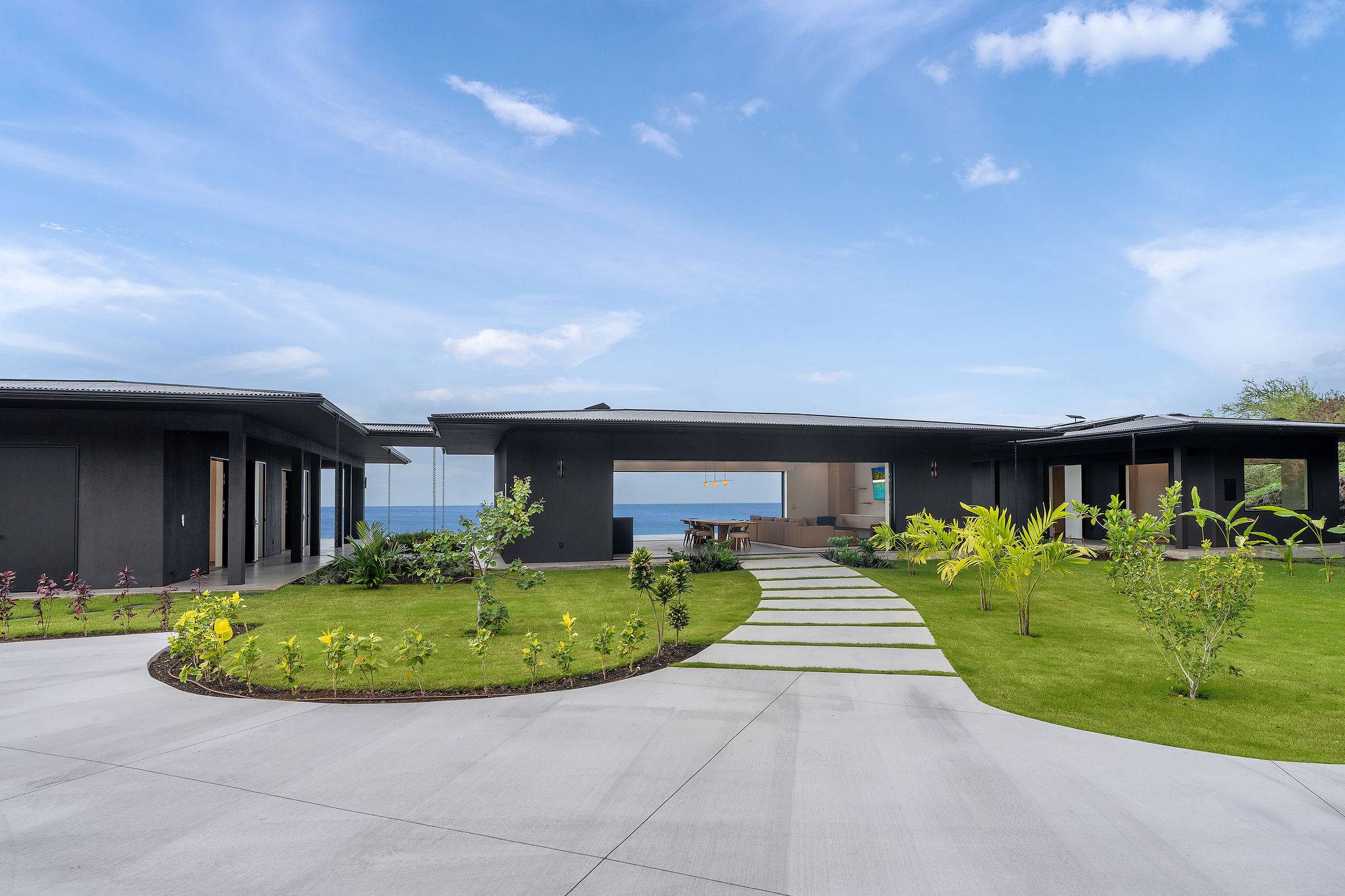 Captain Cook, HI 96704,82-5879 OLD GOVERNMENT MAIN RD