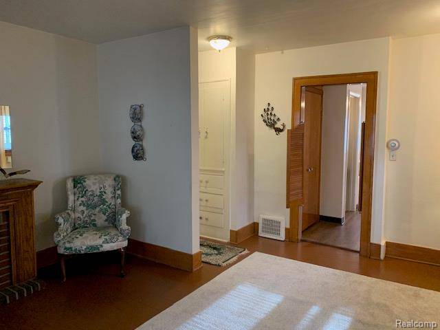 Flint, MI 48504,1914 Monteith ST