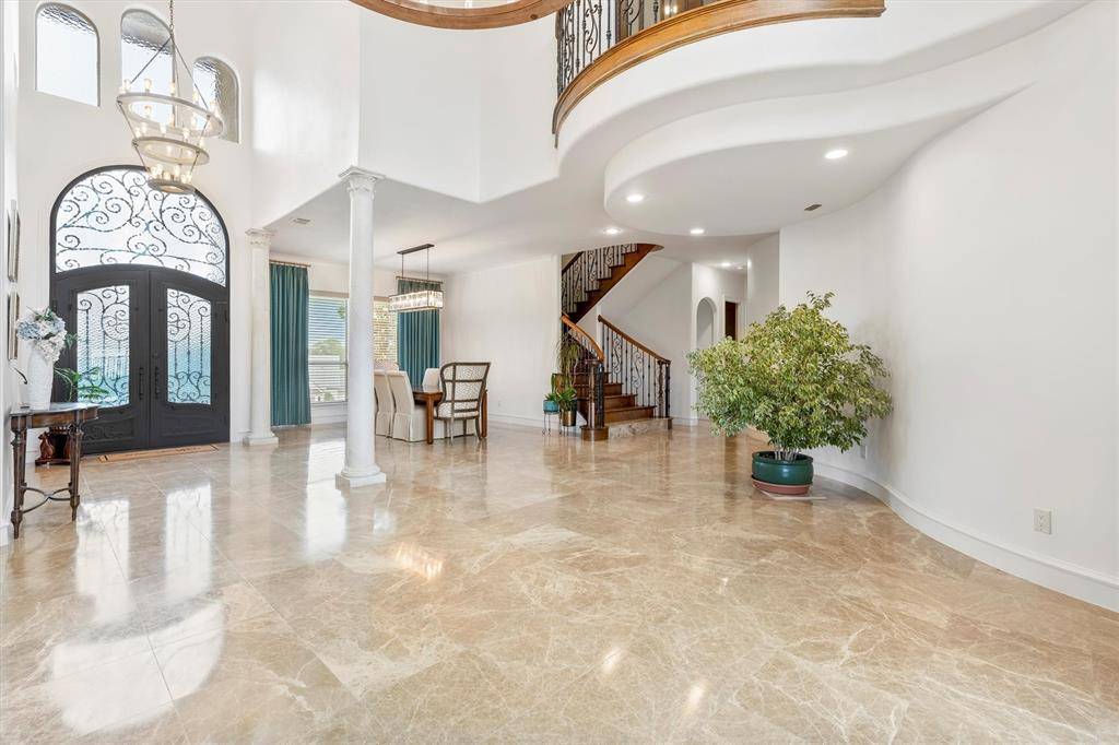 Irving, TX 75062,217 Steeplechase Drive