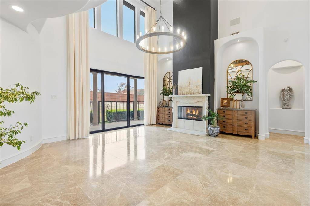 Irving, TX 75062,217 Steeplechase Drive