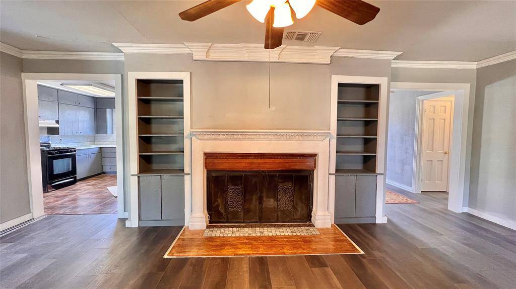 Fort Worth, TX 76103,2522 N Hughes Avenue