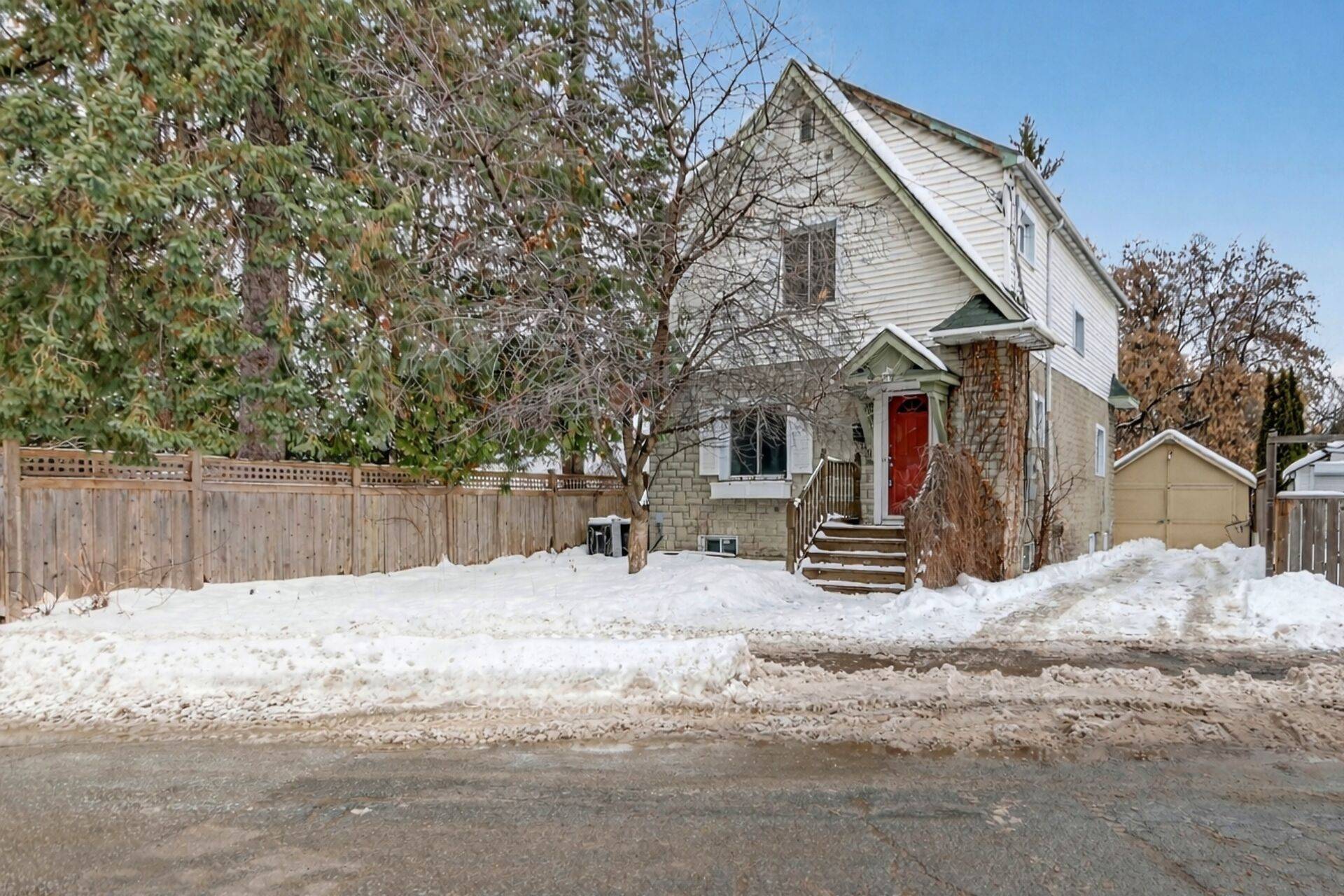 Glebe - Ottawa East And Area, ON K1S 0W5,11 Cameron AVE