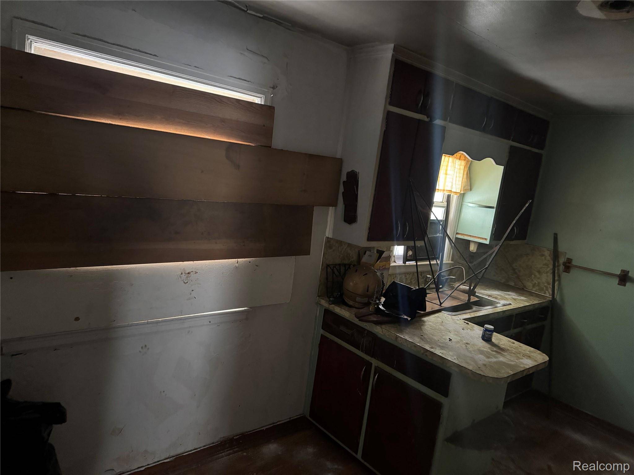 Flint, MI 48506,2321 Levern ST