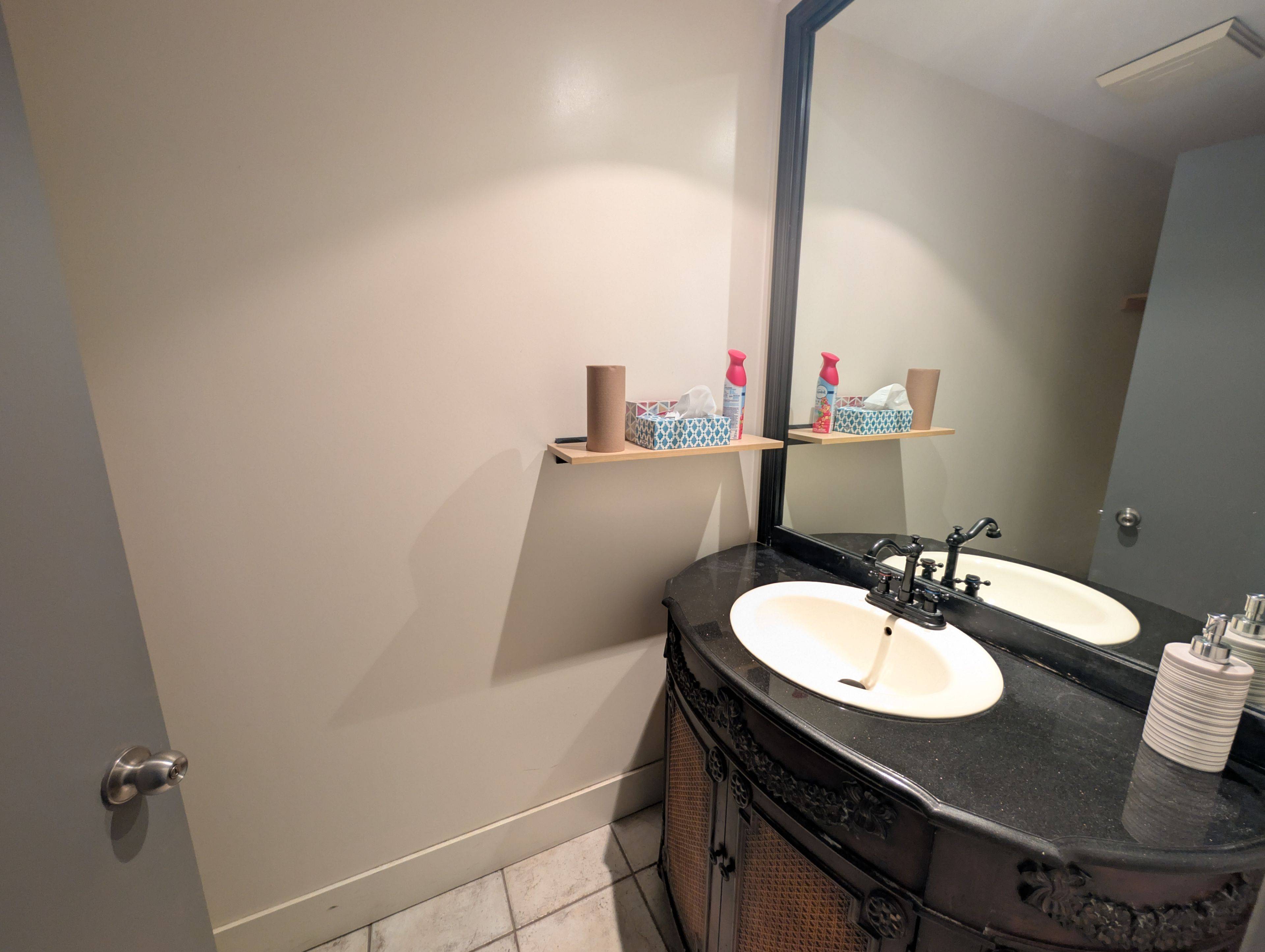 Toronto C01, ON M5V 0K6,510 Queens Quay W