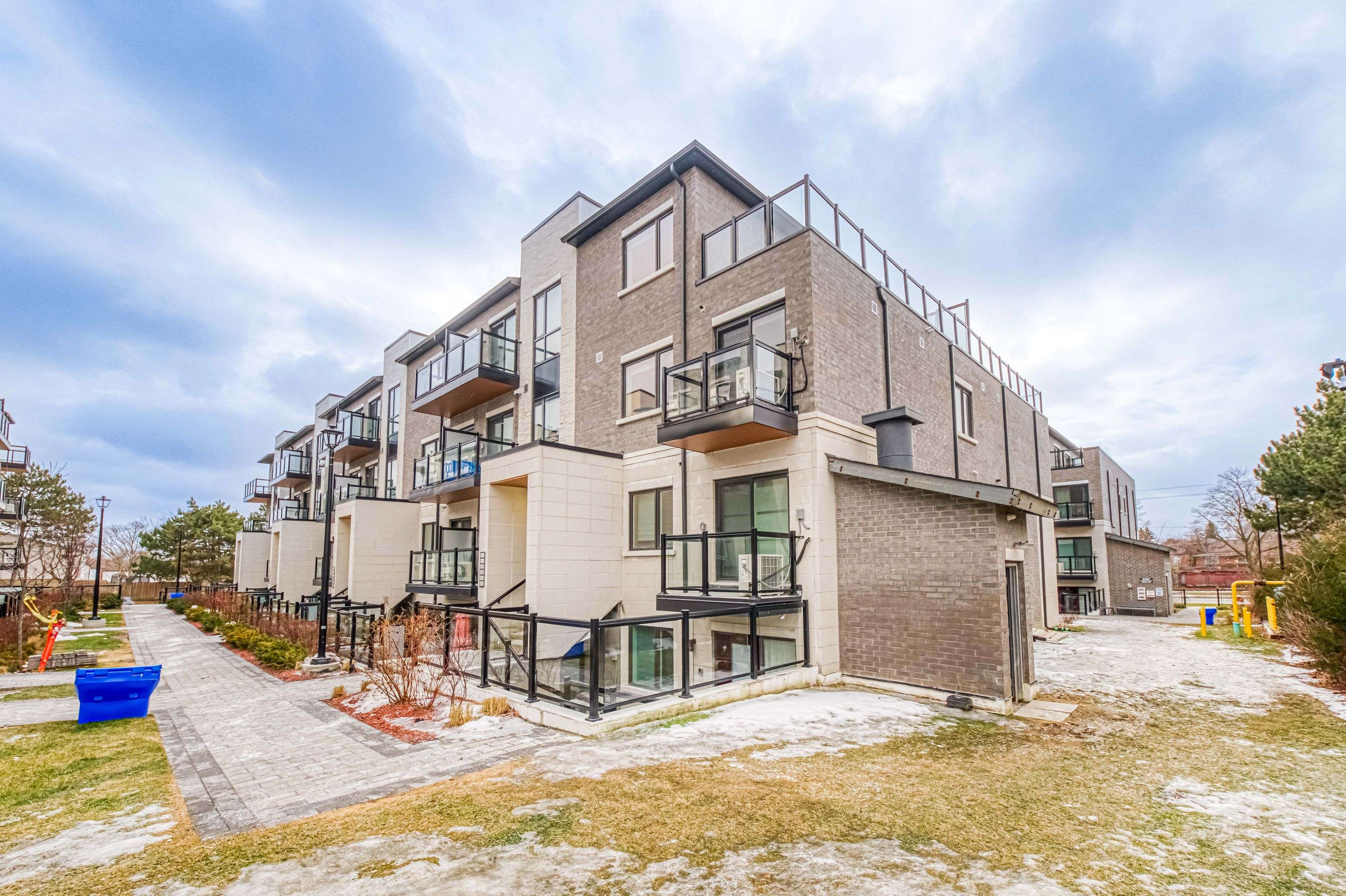 Toronto E05, ON M1W 0A9,50 Morecambe Gate #B107