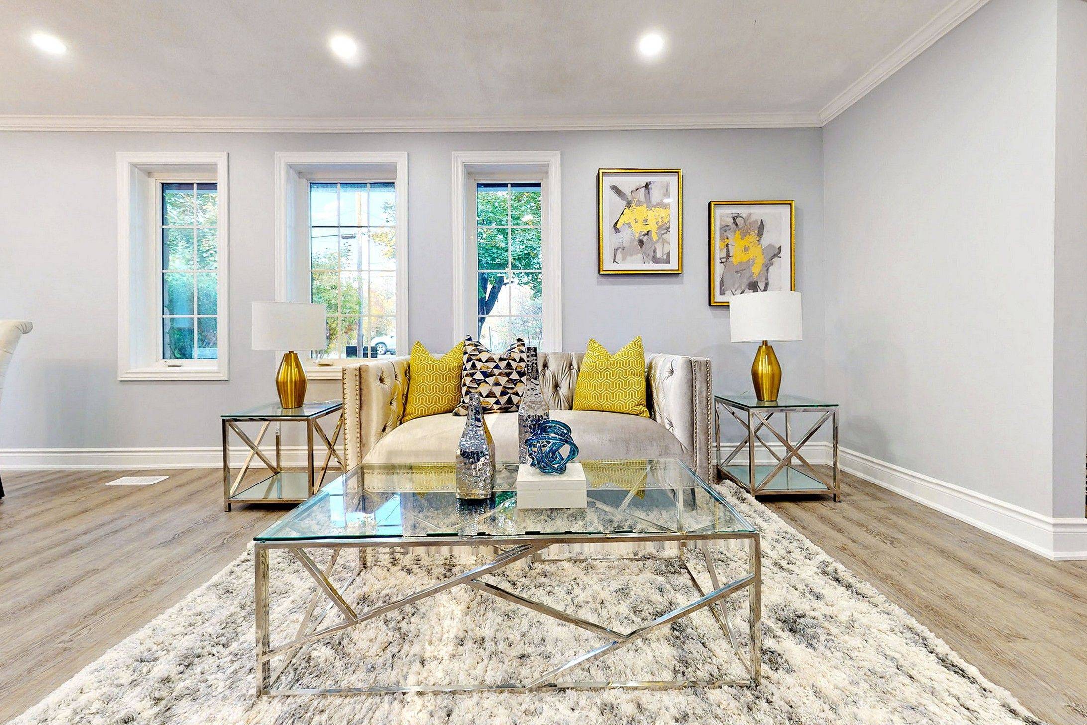 Richmond Hill, ON L4E 3C6,180 Olde Bayview AVE