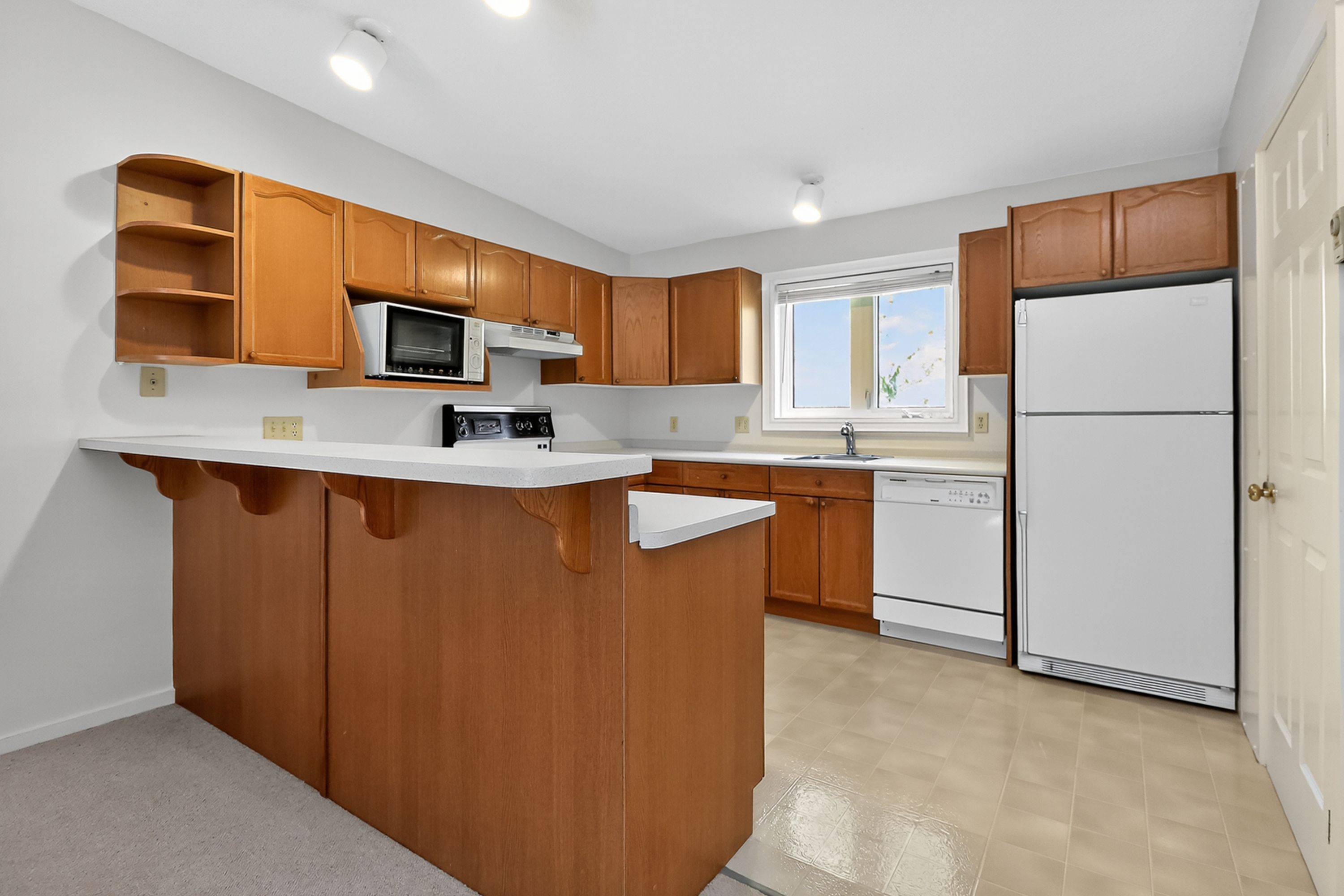 Collingwood, ON L9Y 5B4,524 Oxbow CRES