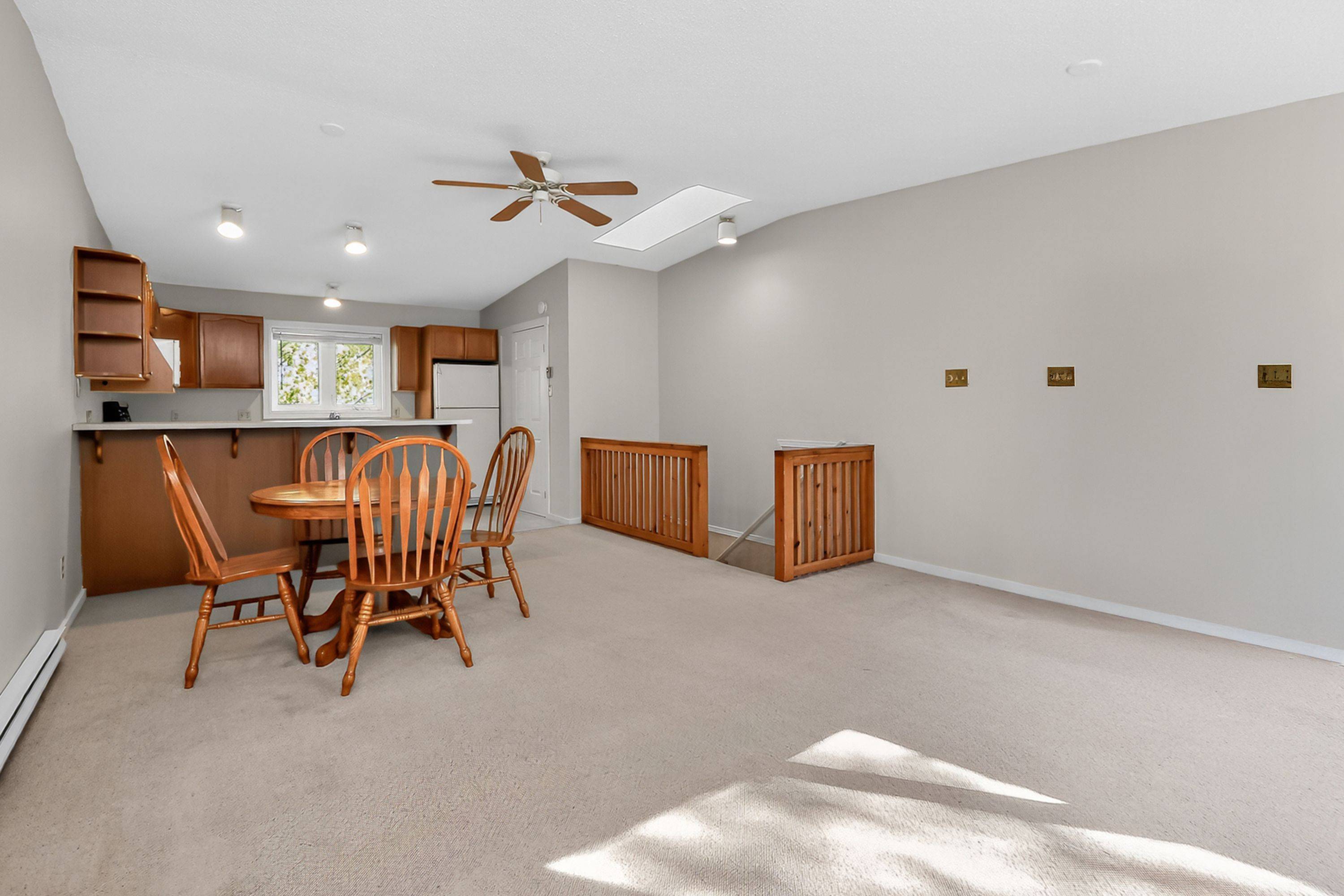 Collingwood, ON L9Y 5B4,524 Oxbow CRES