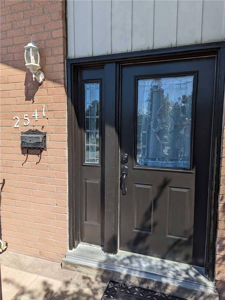 Mississauga, ON L5B 2L3,2541 Trident AVE #bsmt