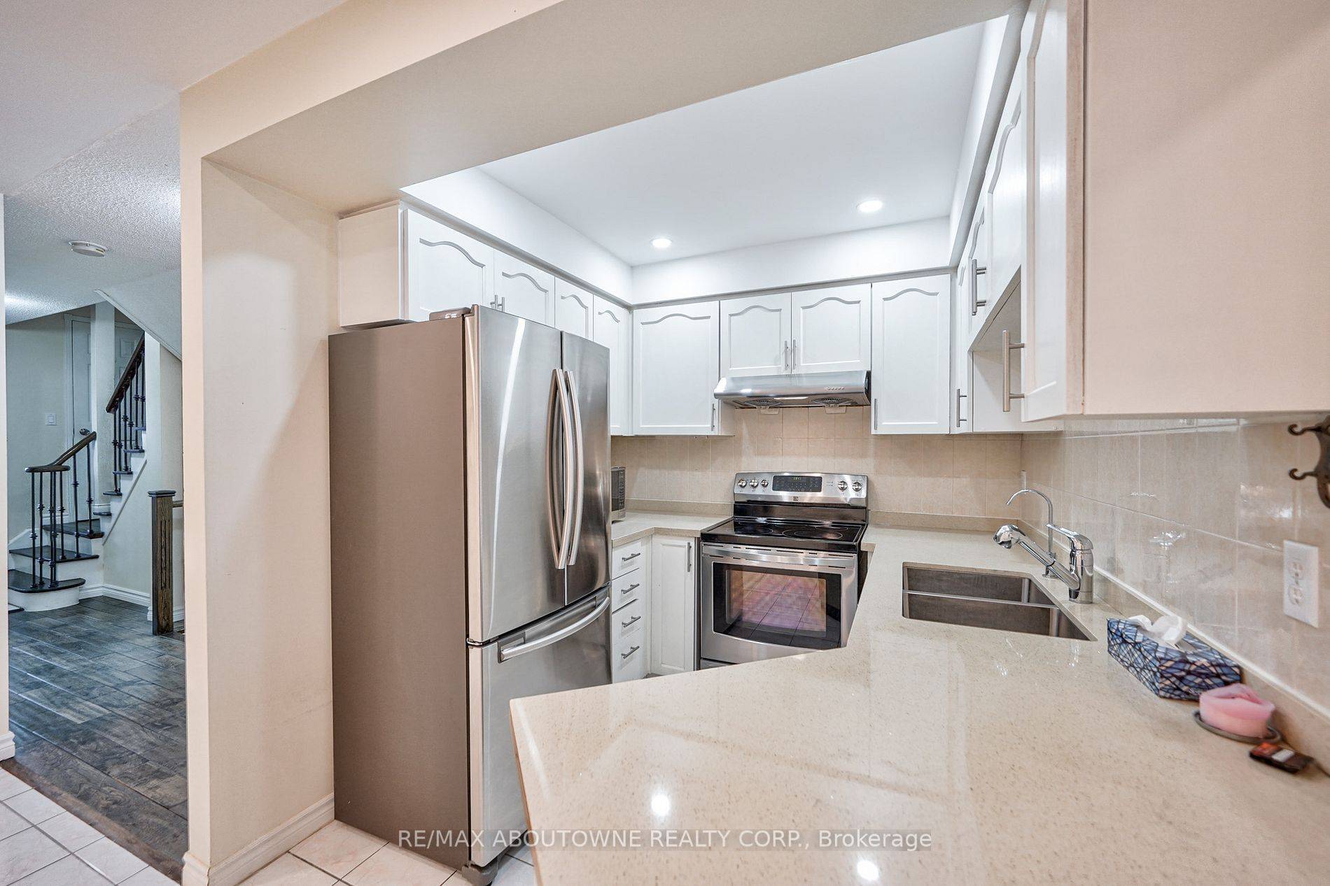 Mississauga, ON L4Z 3W8,455 Apache CT E #59