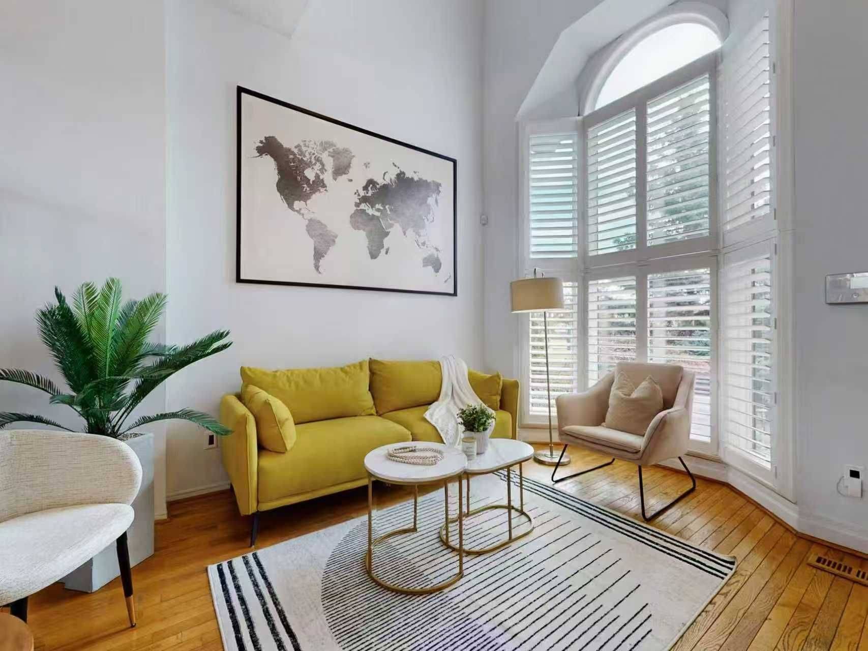 Mississauga, ON L5C 4L8,837 APPLE GATE CT