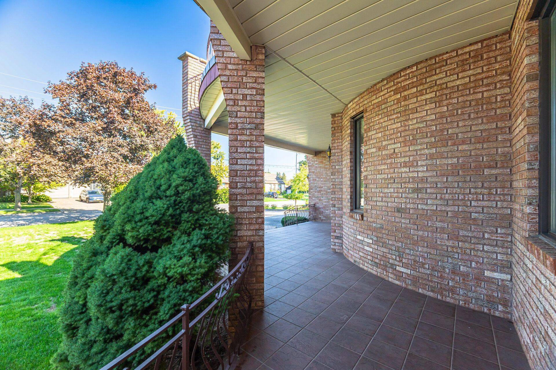 Toronto W05, ON M9M 1E1,55 Wallasey AVE