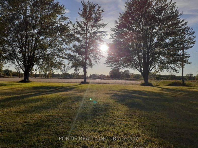 Chatham-kent, ON N8A 4N3,7059 DUFFERIN AVE