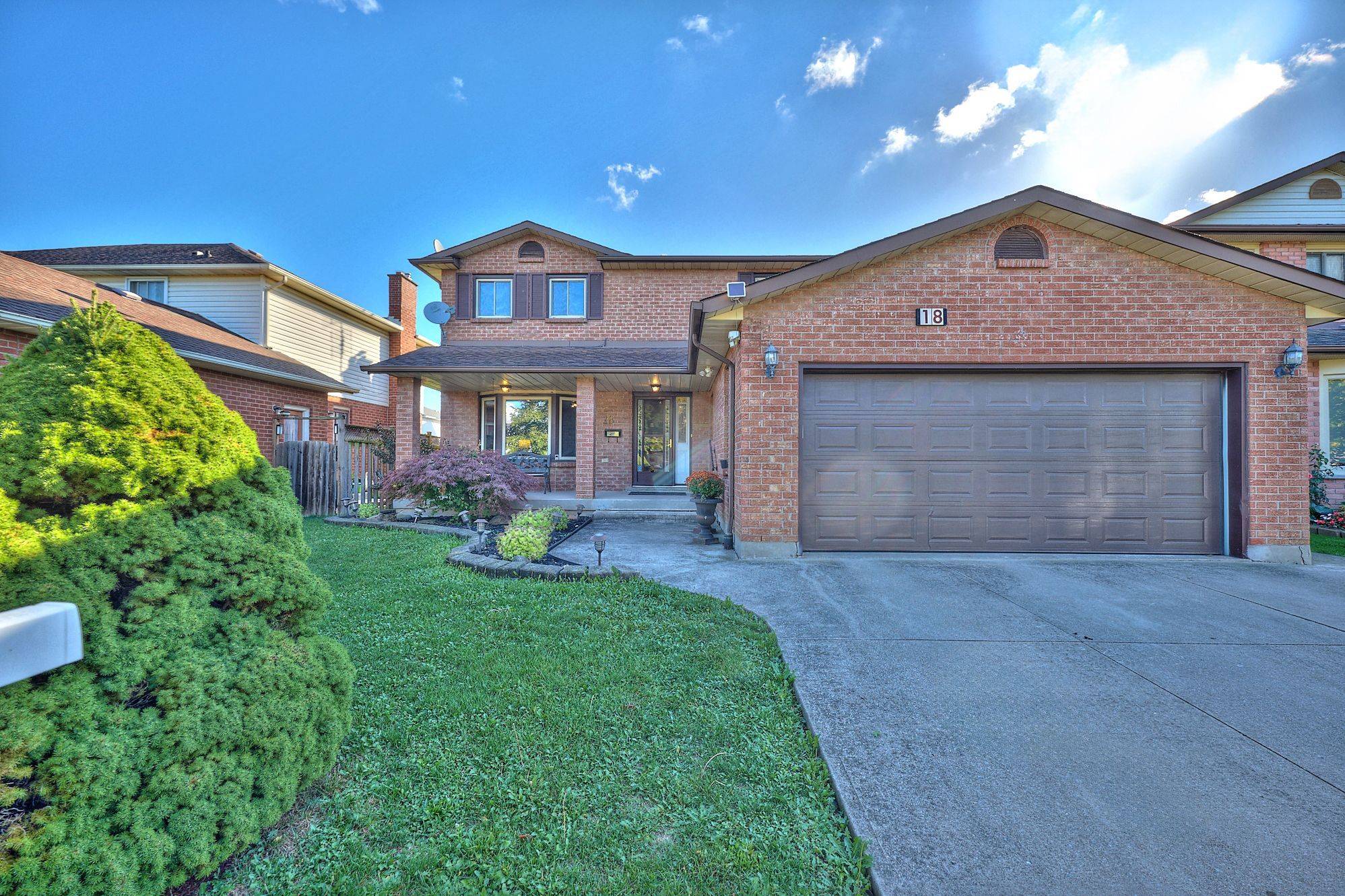 St. Catharines, ON L2S 3M8,18 Bascary CRES