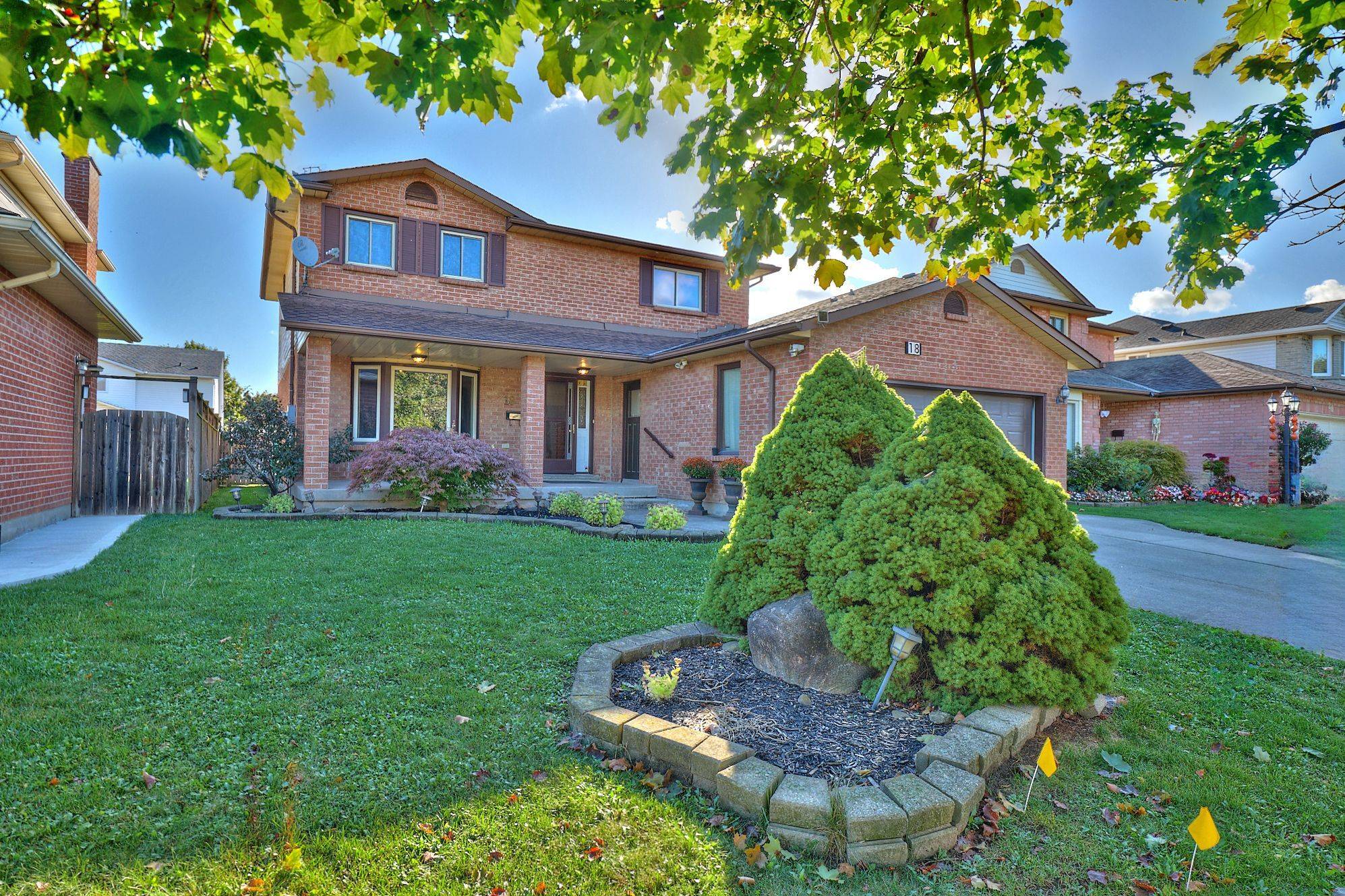 St. Catharines, ON L2S 3M8,18 Bascary CRES