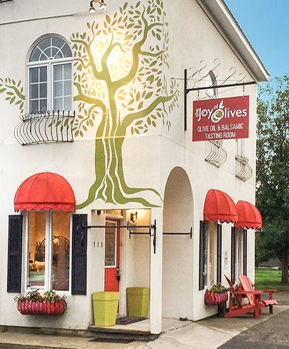 Merrickville-wolford, ON K0G 1N0,118 Wellington ST W