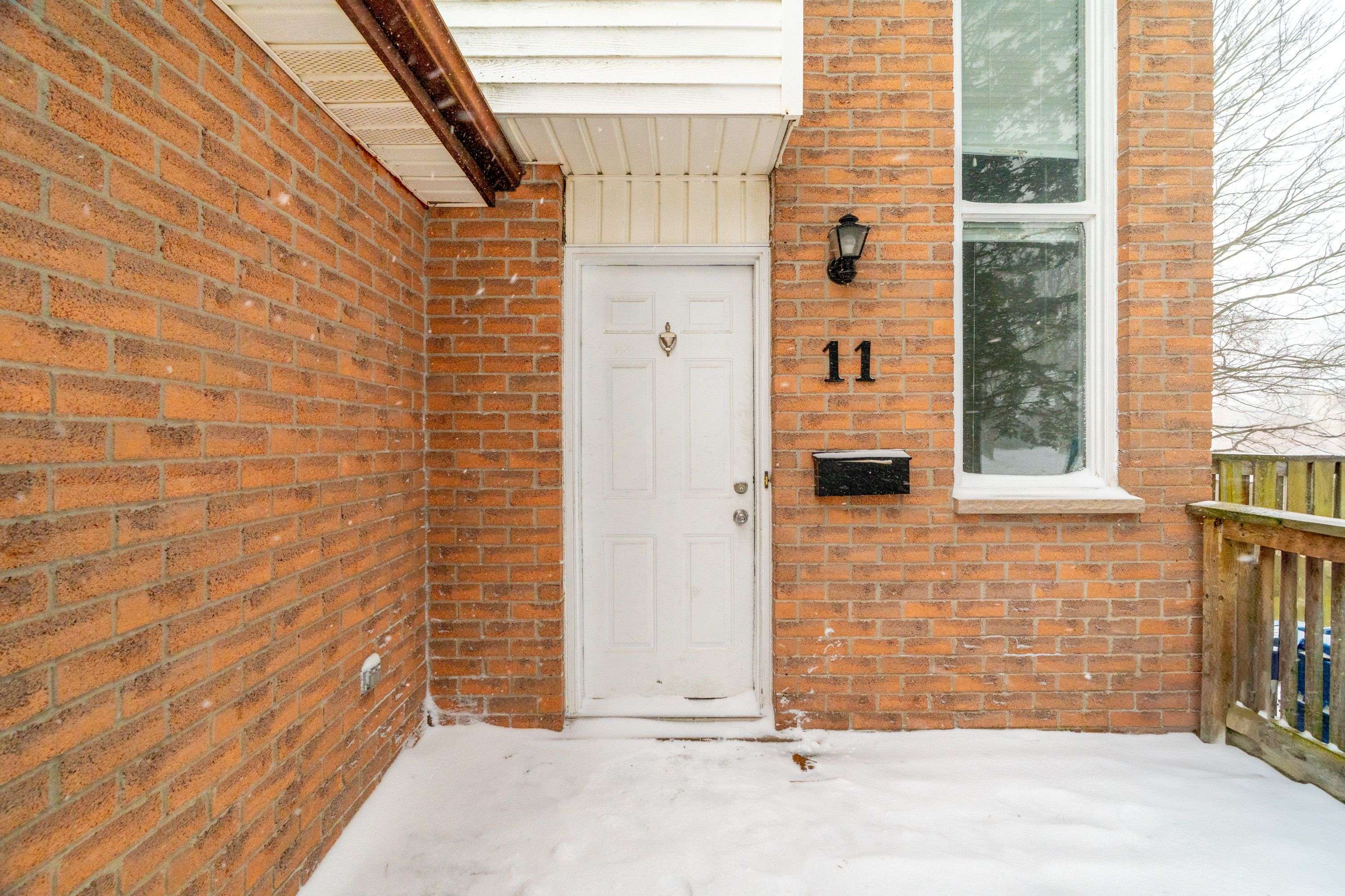 Guelph, ON N1G 3M8,11 Sagewood PL