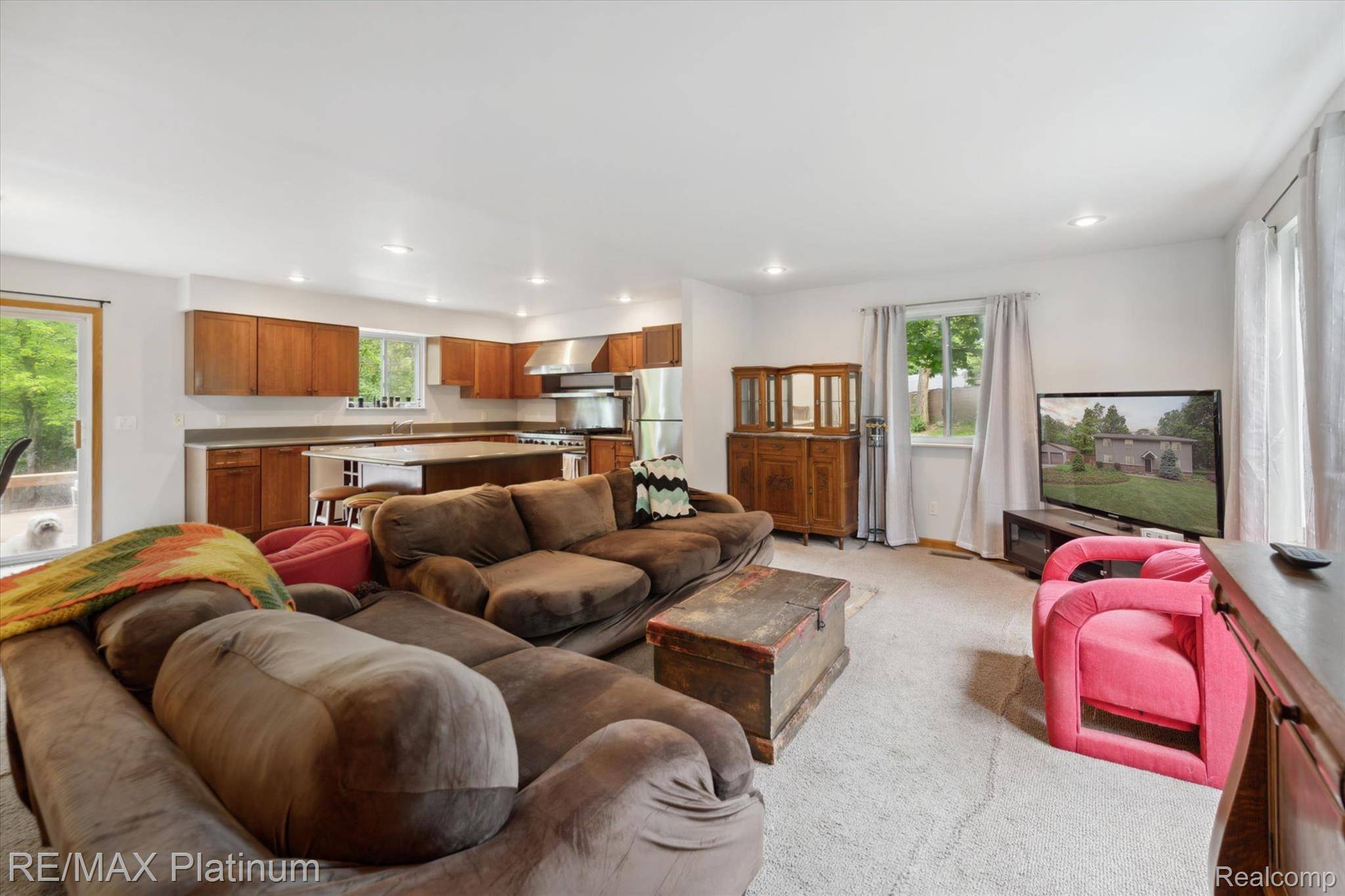 Pinckney, MI 48169,11520 WEIMAN DR