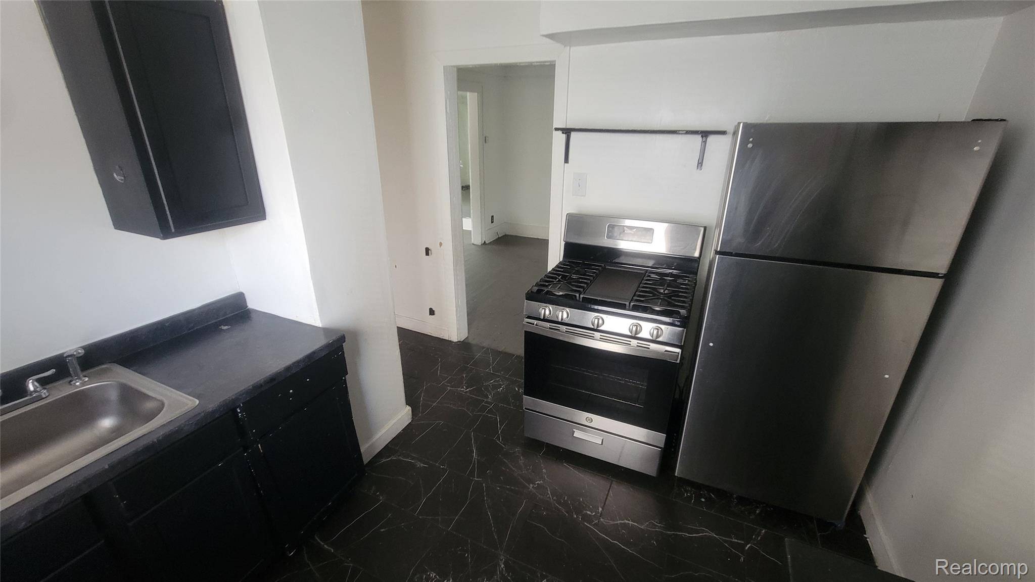 Detroit, MI 48221,16171 SANTA ROSA DR