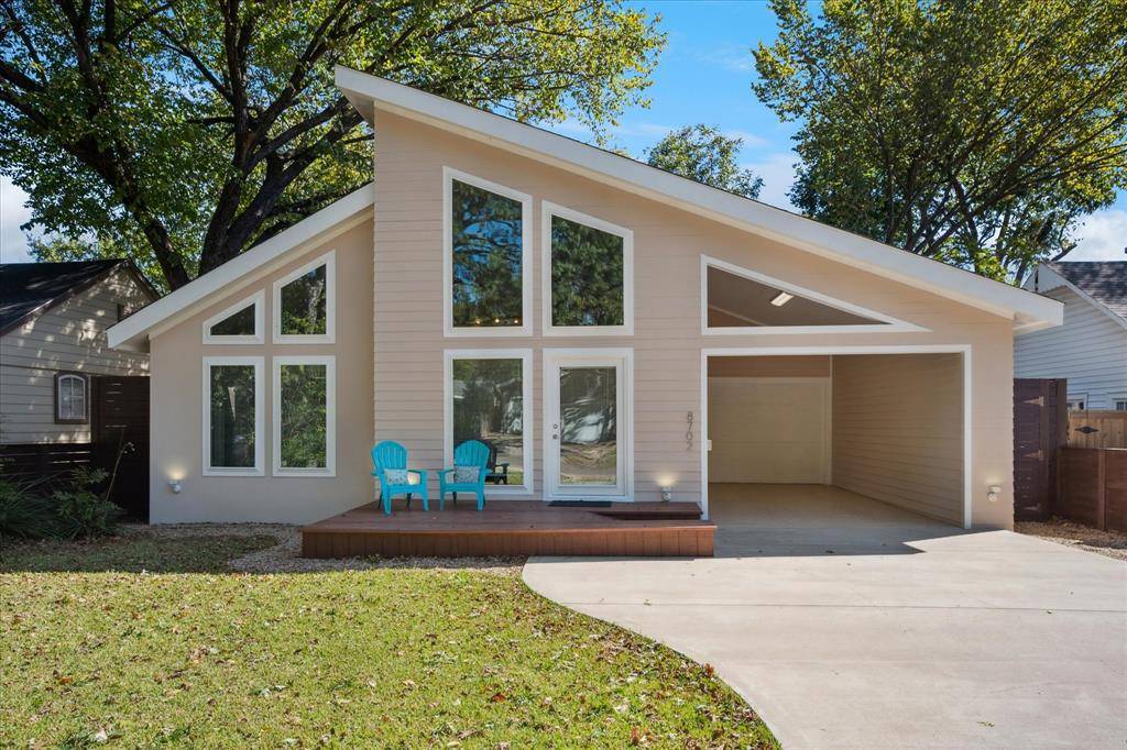 Dallas, TX 75218,8702 San Fernando Way