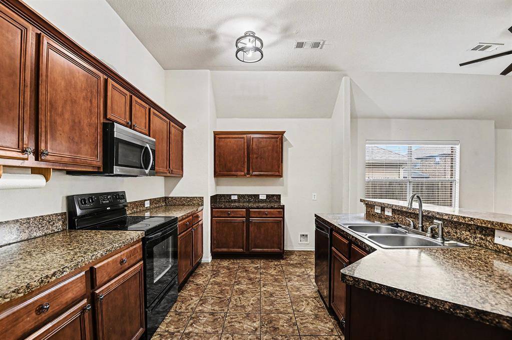 Fort Worth, TX 76131,709 Ridgewater Trail