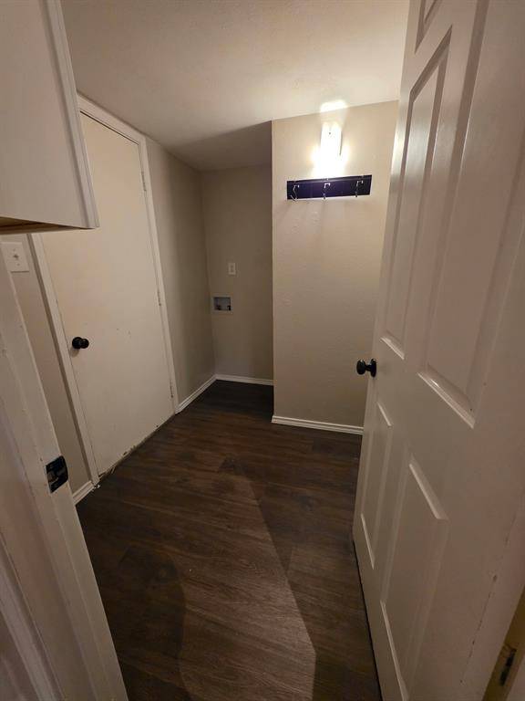 Dallas, TX 75238,Address not disclosed