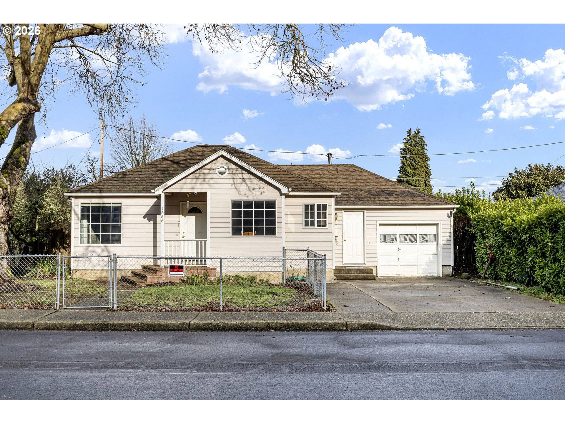 Roseburg, OR 97471,1666 W MYRTLE AVE