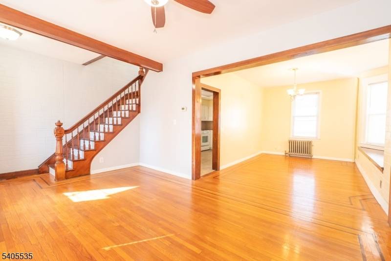 Linden City, NJ 07036,113 E Curtis St