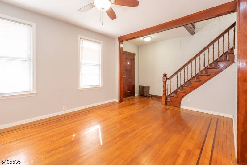 Linden City, NJ 07036,113 E Curtis St