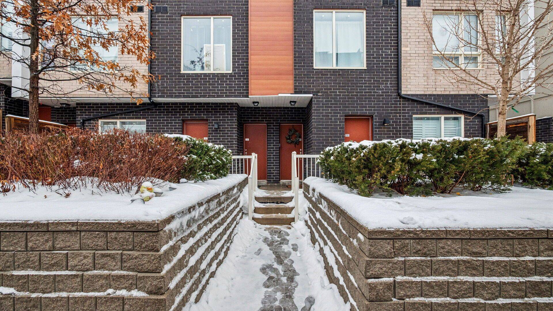 Toronto E11, ON M1B 0C6,1363 Neilson RD #32