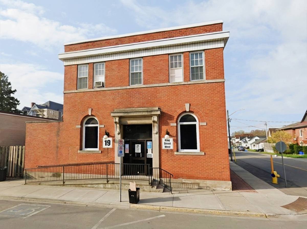 Haldimand, ON N0A 1H0,19 King ST W