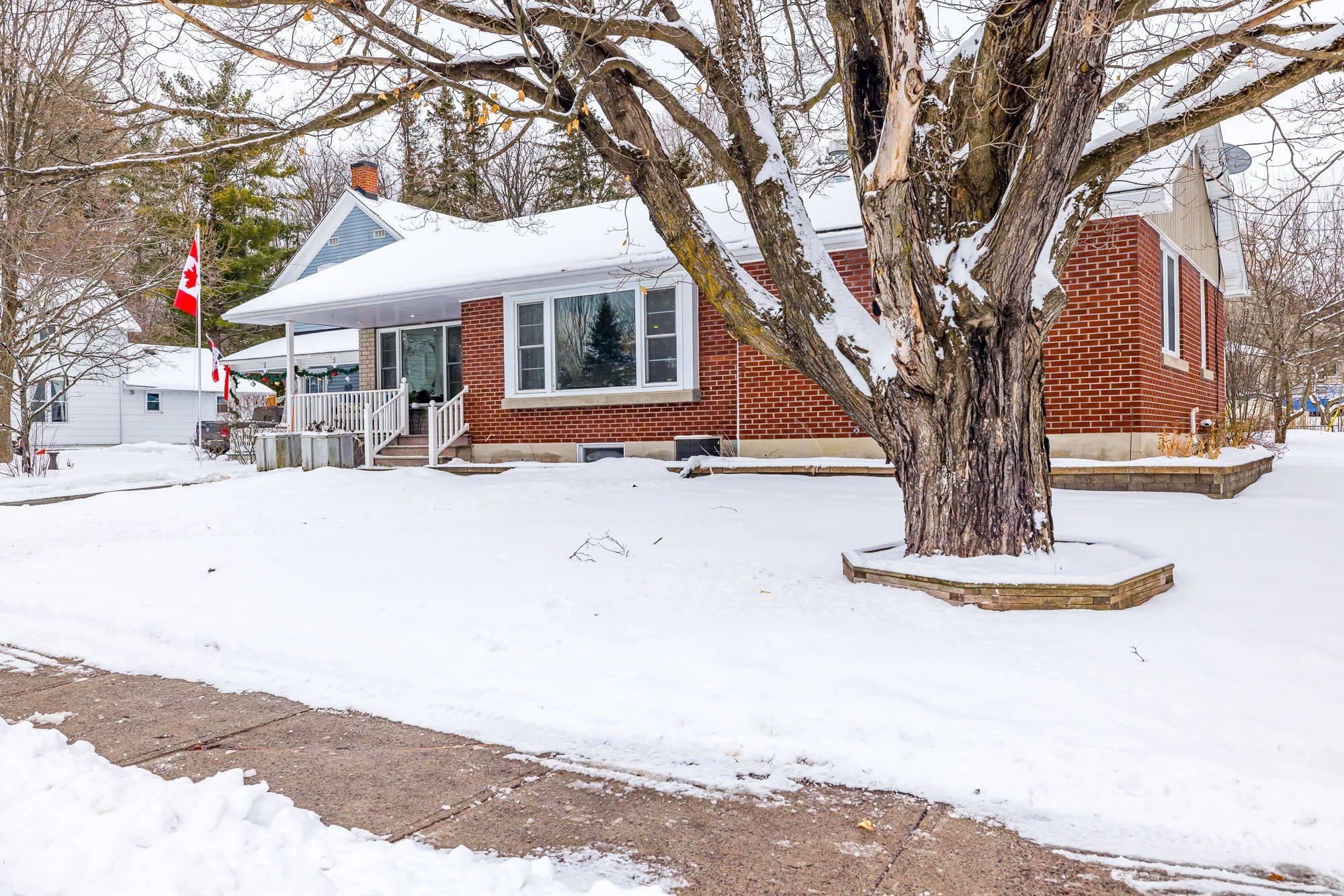 Mississippi Mills, ON K0A 1A0,74 Malcolm ST