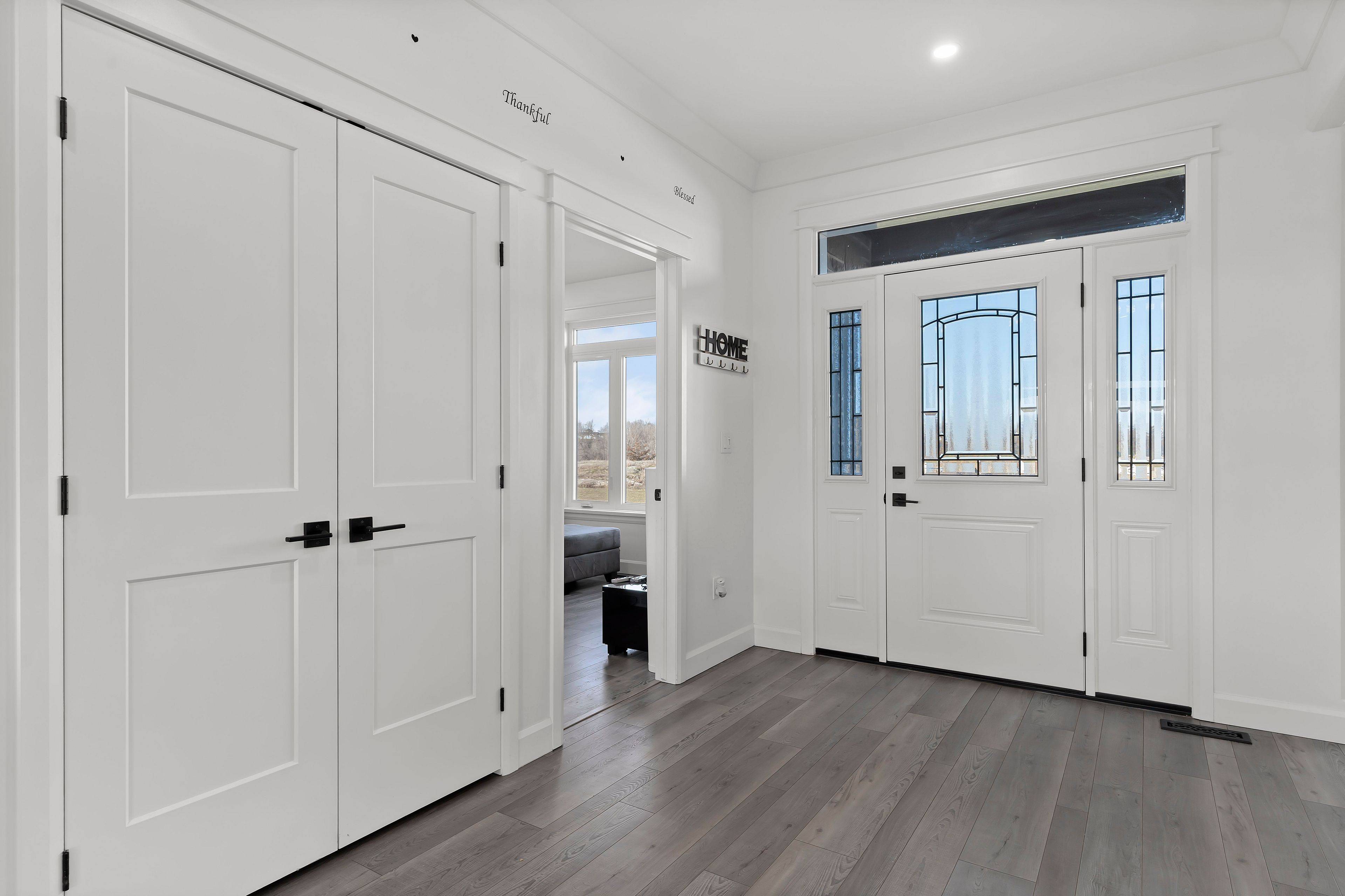 Kingston, ON K7L 0G2,119 HINEMAN ST