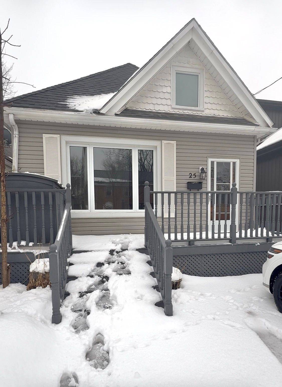 London East, ON N5Y 3R5,25 Partridge ST