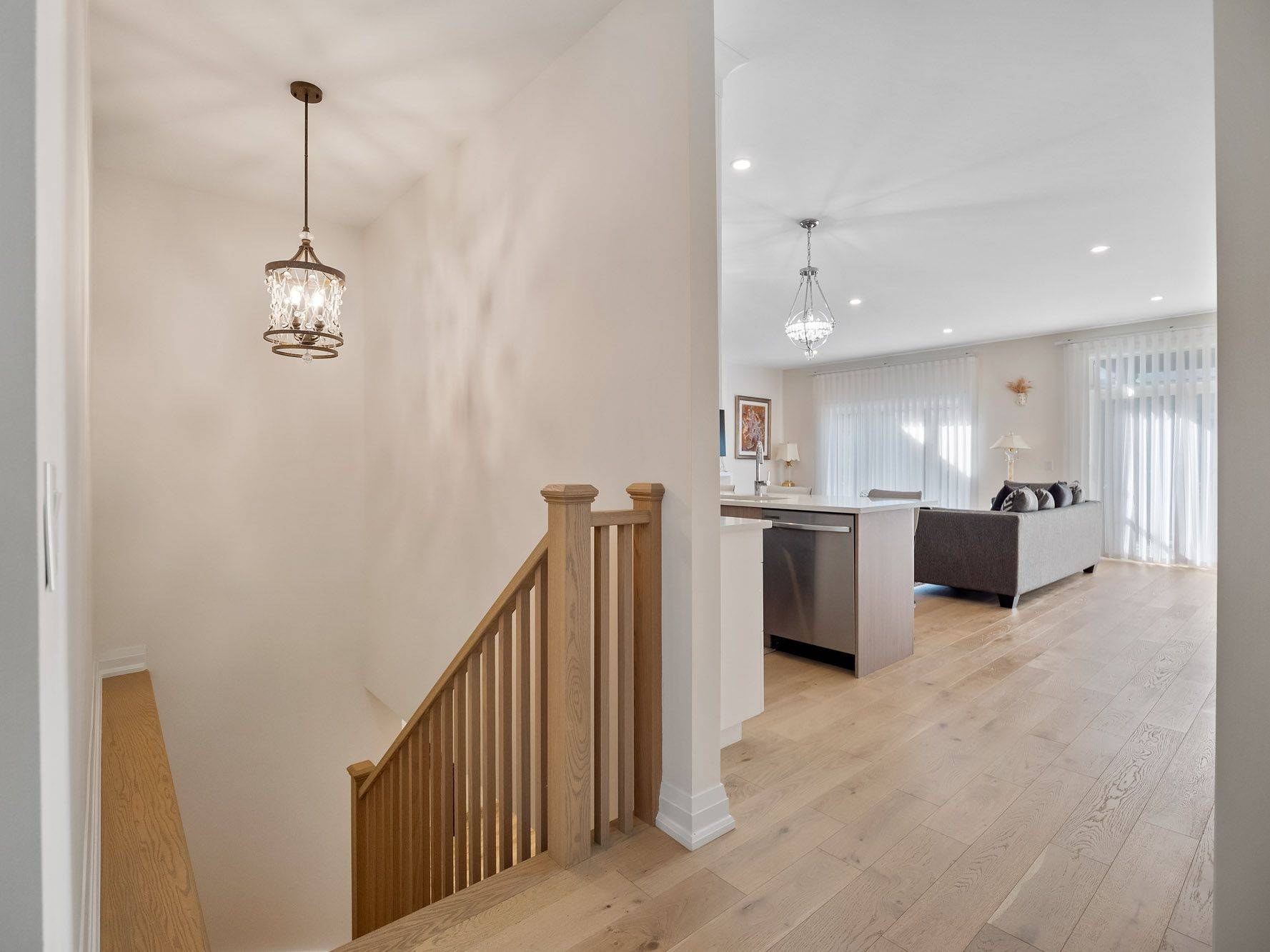 Niagara Falls, ON L2G 0Y7,8974 Willoughby DR #19