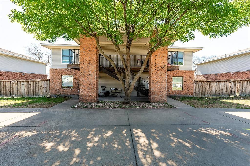 Stephenville, TX 76401,872 W Vanderbilt Street