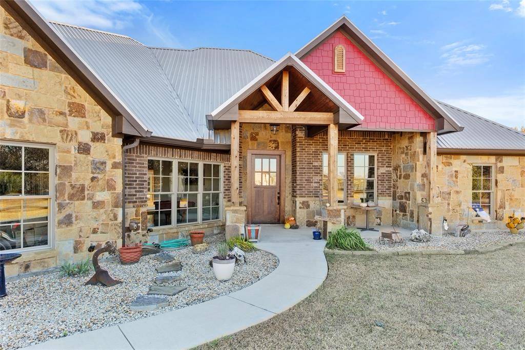 Decatur, TX 76234,207 County Road 4181