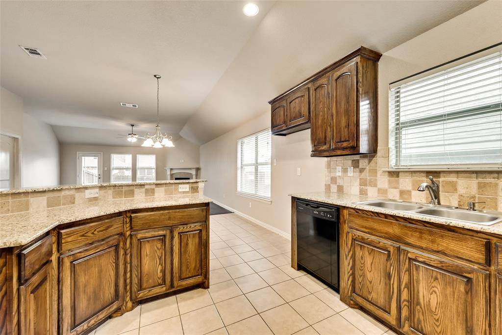 Red Oak, TX 75154,204 Dancing Light Lane