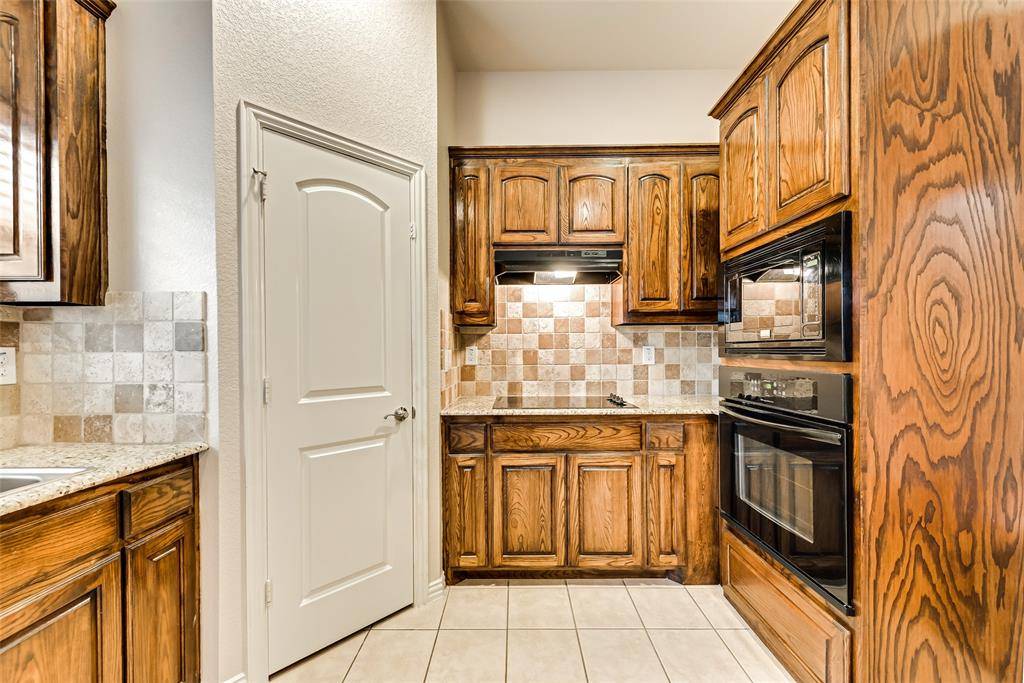 Red Oak, TX 75154,204 Dancing Light Lane