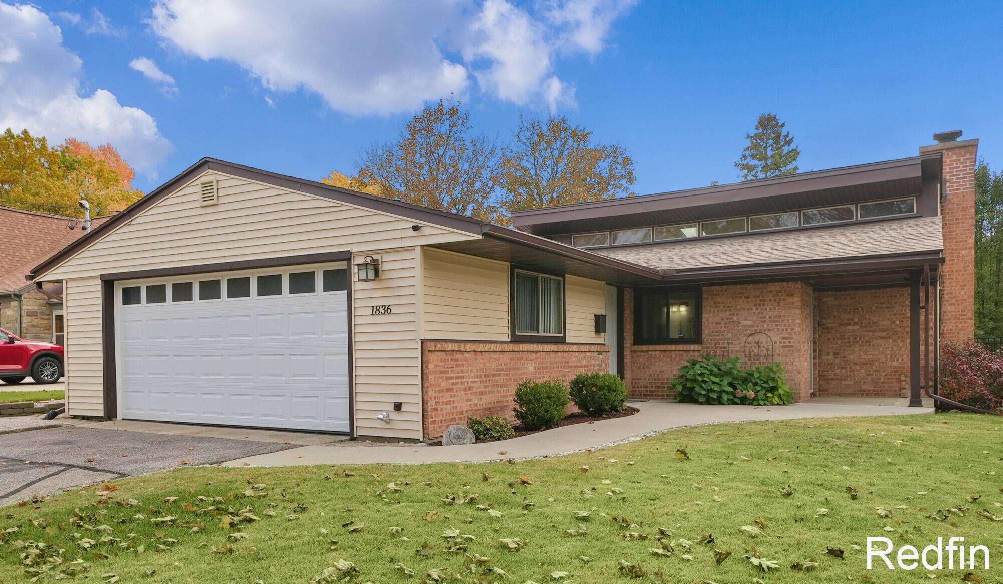 Grand Rapids, MI 49504,1836 Oakgrove ST NW