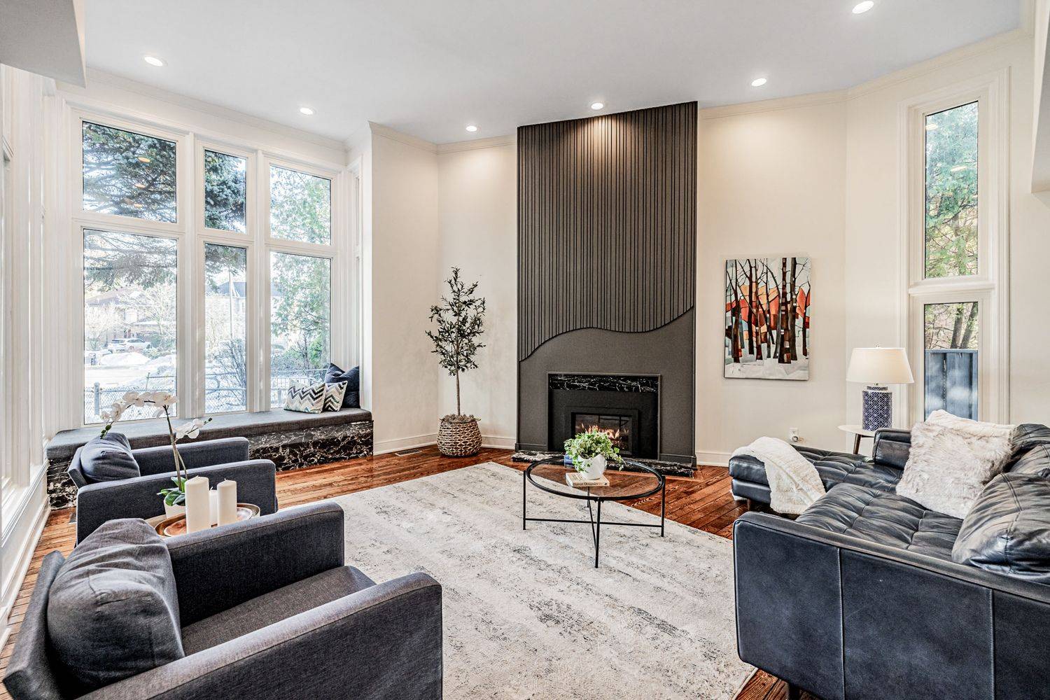 Toronto C15, ON M2K 2V2,97 Clarinda DR