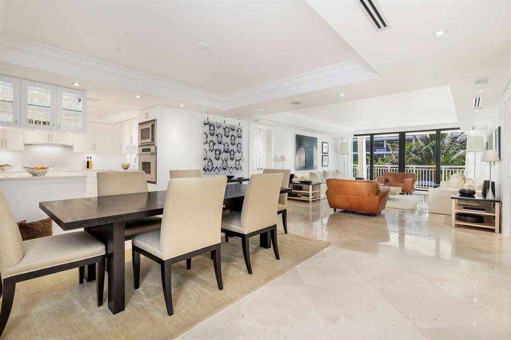 Palm Beach, FL 33480,2600 S Ocean Blvd #306S