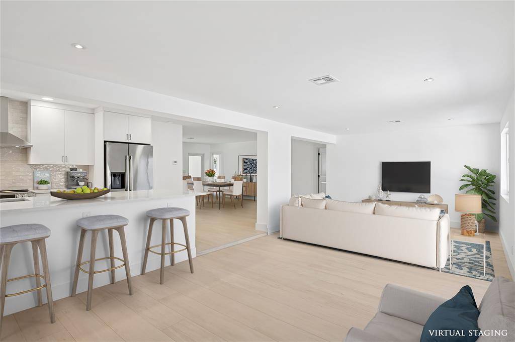 Fort Lauderdale, FL 33334,5621 NE 16th Ave