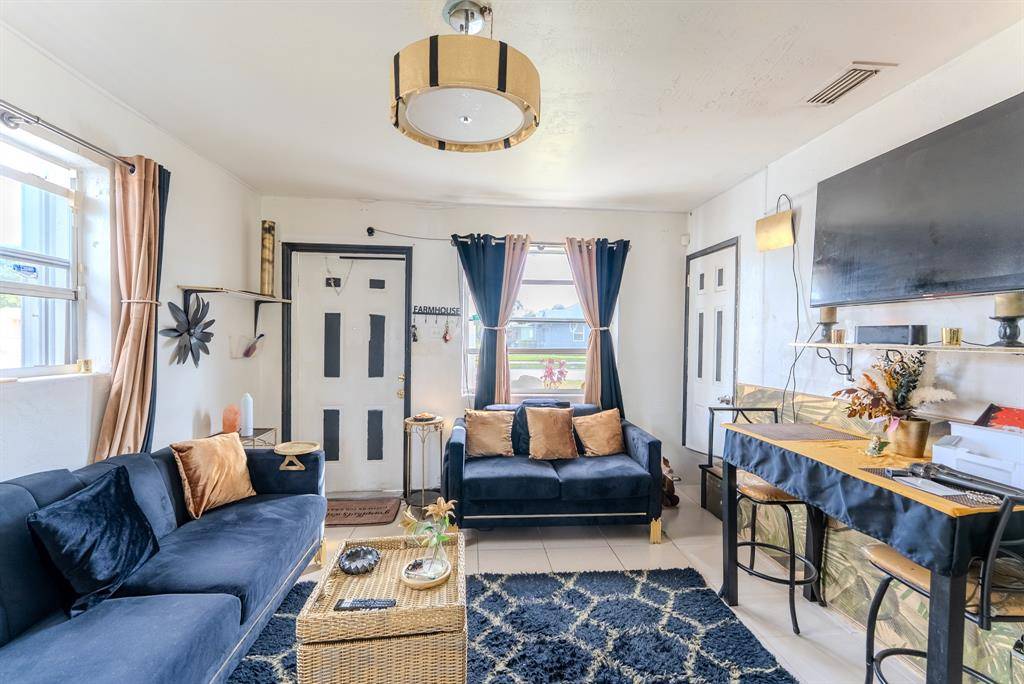 Fort Lauderdale, FL 33311,1409 NW 24th Ave