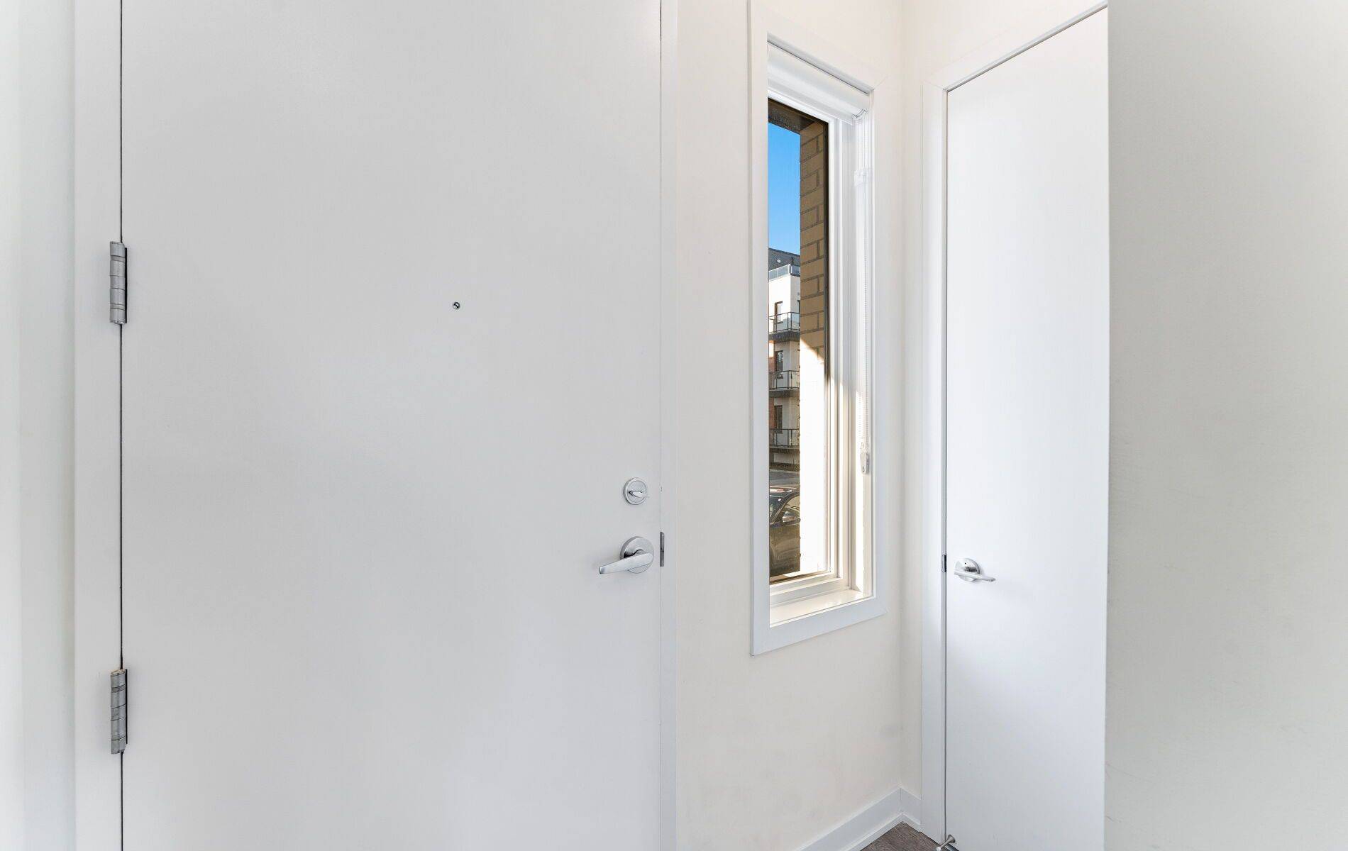 Richmond Hill, ON L4S 0N1,11 Steckley House LN #408