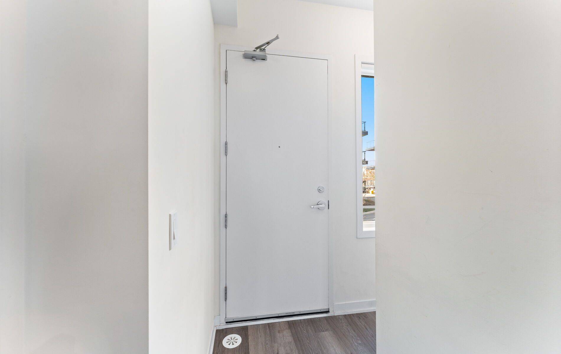 Richmond Hill, ON L4S 0N1,11 Steckley House LN #408